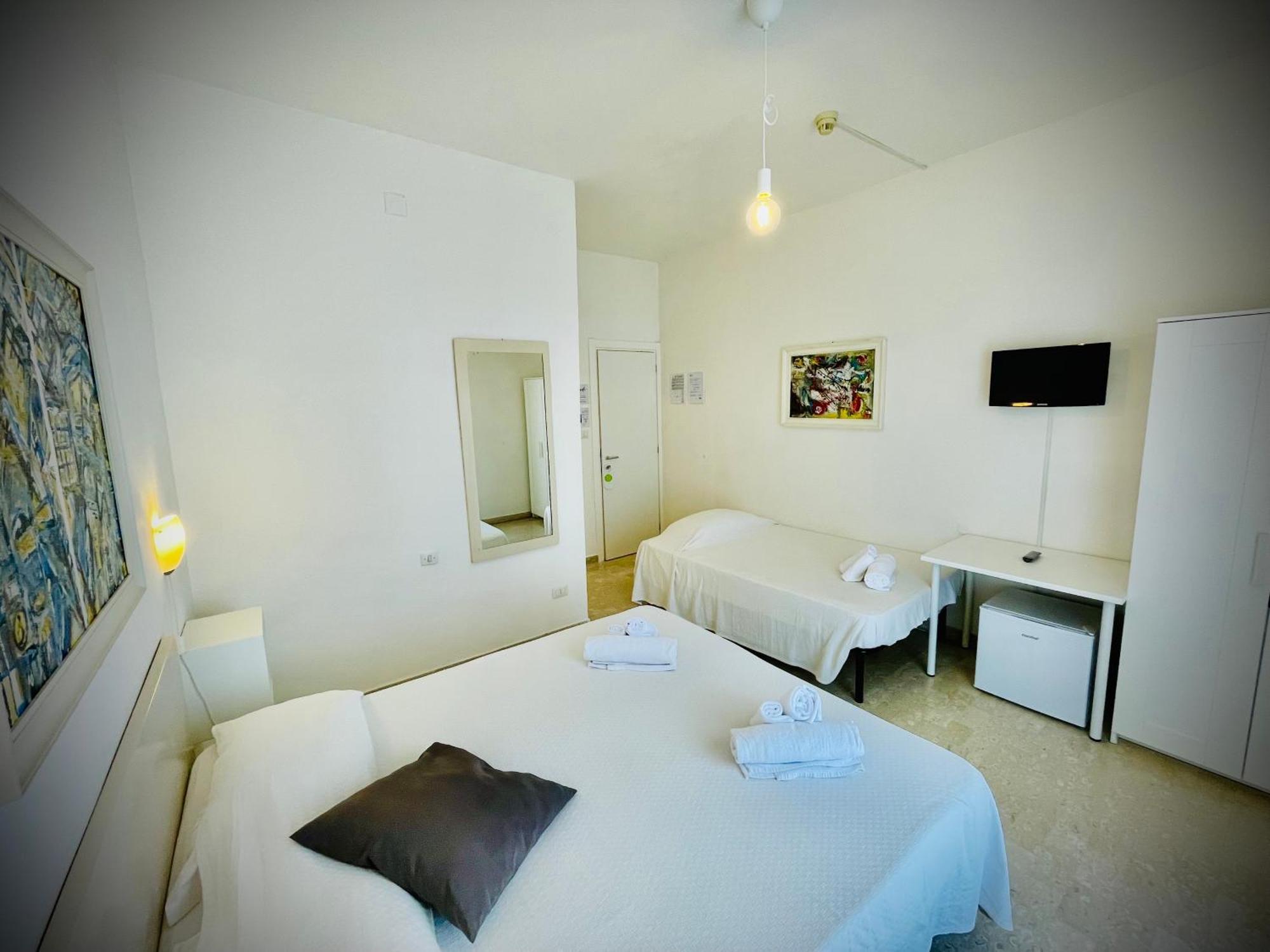 סקאורי Minturnae Hotel מראה חיצוני תמונה