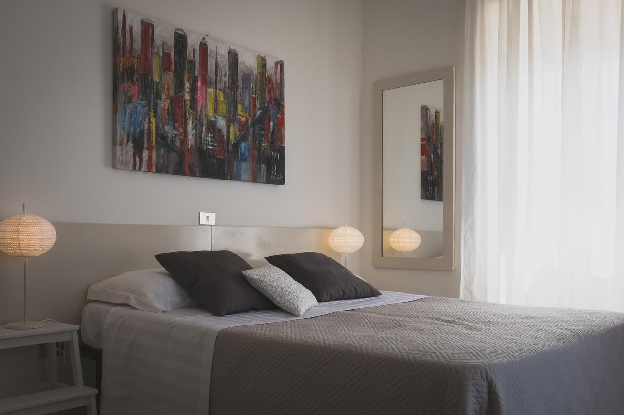 סקאורי Minturnae Hotel מראה חיצוני תמונה