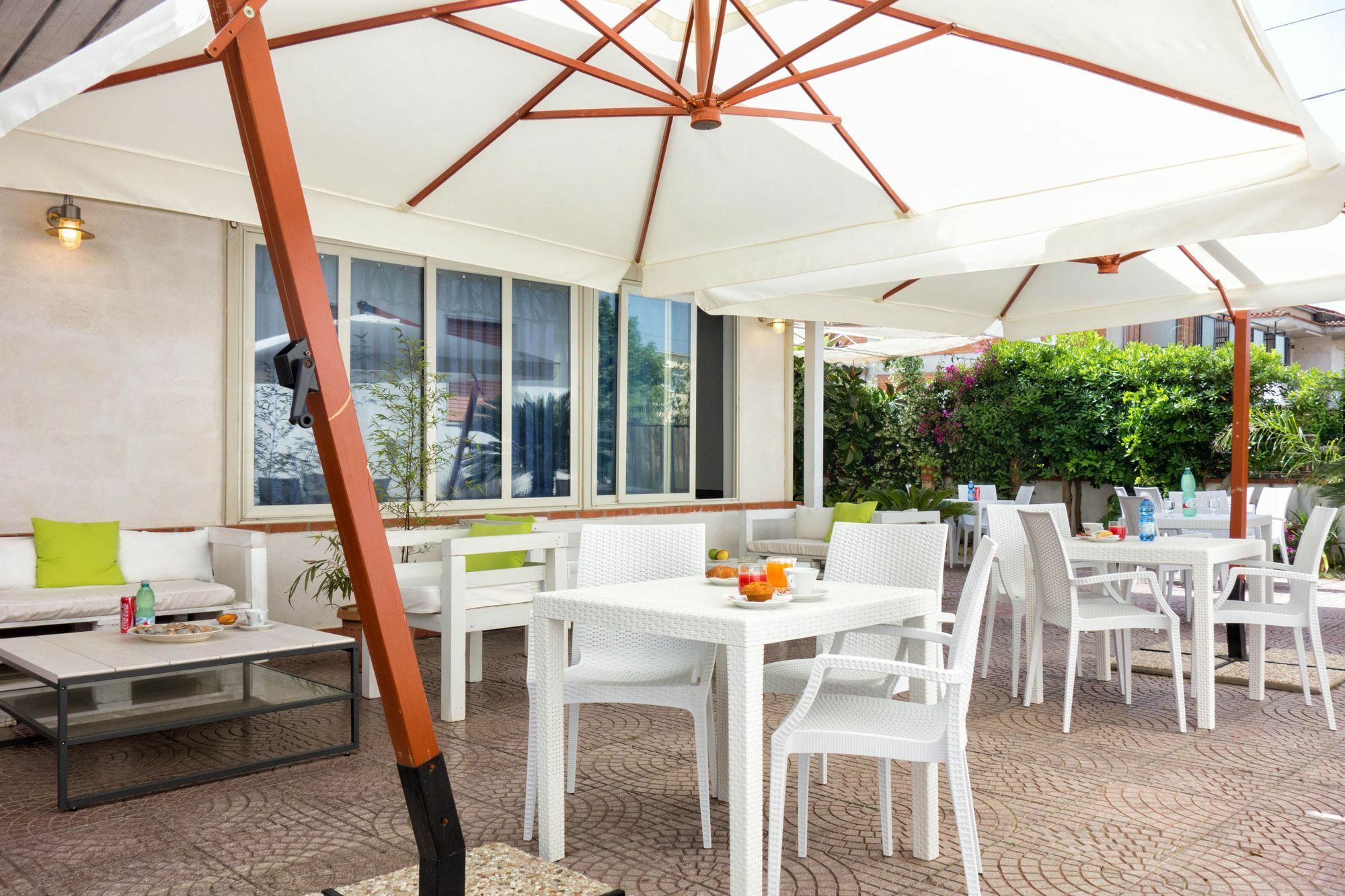 סקאורי Minturnae Hotel מראה חיצוני תמונה
